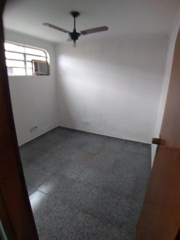 Alugar Casa / Padrão em Ribeirão Preto R$ 2.300,00 - Foto 15