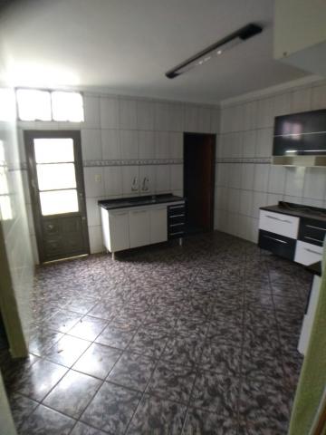 Alugar Casa / Padrão em Ribeirão Preto R$ 1.400,00 - Foto 8