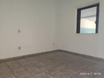 Alugar Casa / Padrão em Ribeirão Preto R$ 850,00 - Foto 8