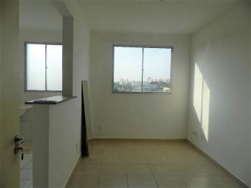 Alugar Apartamentos / Padrão em Ribeirão Preto R$ 900,00 - Foto 1