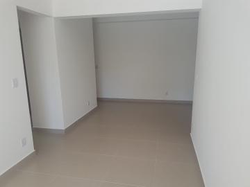 Alugar Apartamento / Padrão em Ribeirão Preto R$ 1.600,00 - Foto 3