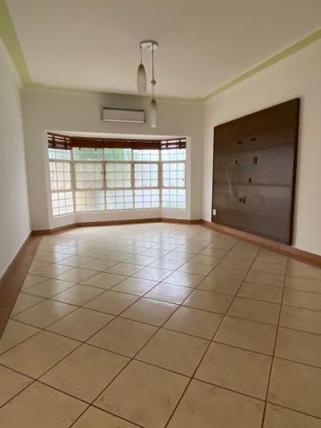 Alugar Casa / Padrão em Ribeirão Preto R$ 3.500,00 - Foto 2