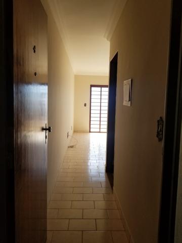 Alugar Apartamento / Padrão em Ribeirão Preto R$ 1.500,00 - Foto 4