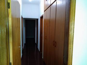 Alugar Casa / Padrão em Ribeirão Preto R$ 1.900,00 - Foto 7