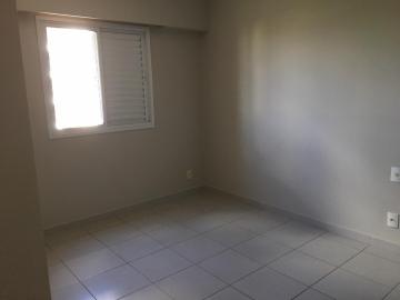 Alugar Apartamento / Padrão em Ribeirão Preto R$ 1.800,00 - Foto 9