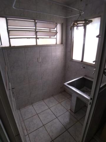 Alugar Apartamentos / Padrão em Ribeirão Preto R$ 800,00 - Foto 11
