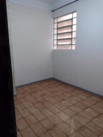 Alugar Apartamento / Padrão em Ribeirão Preto R$ 1.400,00 - Foto 3