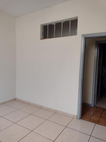 Alugar Apartamento / Padrão em Ribeirão Preto R$ 1.400,00 - Foto 6