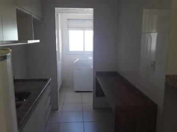 Alugar Apartamento / Padrão em Ribeirão Preto R$ 1.200,00 - Foto 5