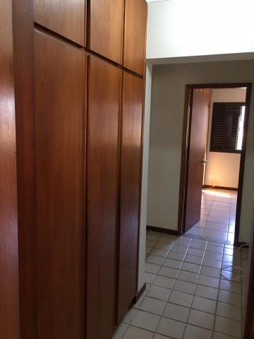 Alugar Apartamentos / Padrão em Ribeirão Preto R$ 1.800,00 - Foto 18