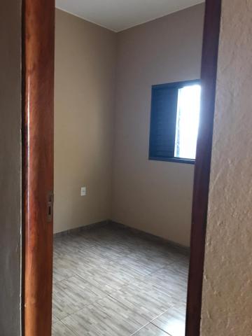 Alugar Casa / Padrão em Pradópolis R$ 1.600,00 - Foto 12