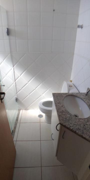 Alugar Apartamento / Padrão em Ribeirão Preto R$ 1.100,00 - Foto 11