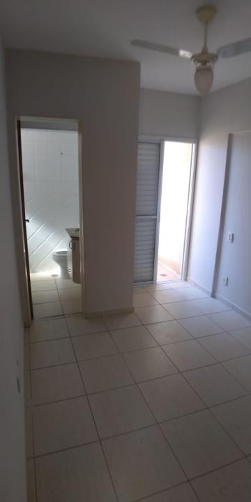 Alugar Apartamento / Padrão em Ribeirão Preto R$ 1.100,00 - Foto 12