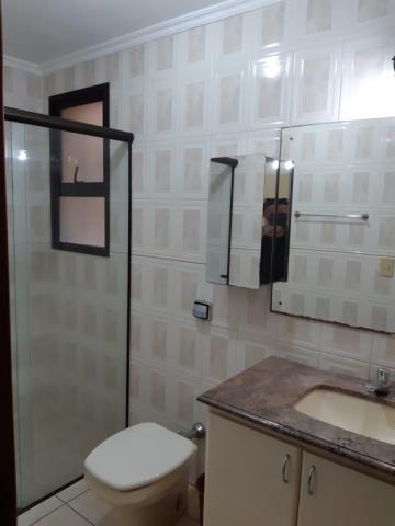 Alugar Apartamento / Padrão em Ribeirão Preto R$ 1.300,00 - Foto 5