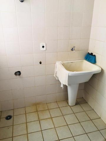 Alugar Apartamento / Padrão em Ribeirão Preto R$ 1.150,00 - Foto 23