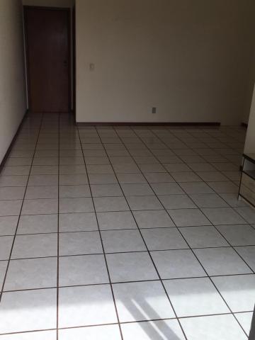 Alugar Apartamento / Padrão em Ribeirão Preto R$ 1.150,00 - Foto 5