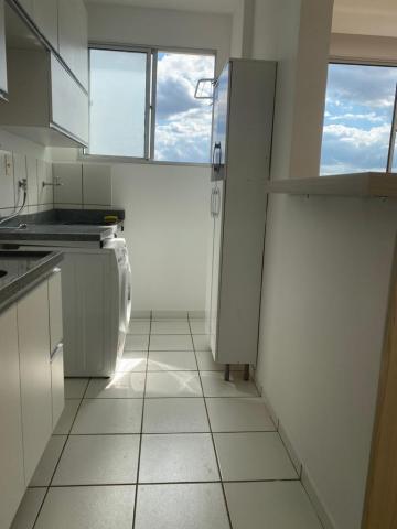 Alugar Apartamento / Padrão em Ribeirão Preto R$ 1.100,00 - Foto 8