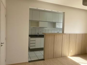 Alugar Apartamento / Padrão em Ribeirão Preto R$ 1.100,00 - Foto 4