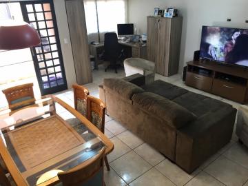 Comprar Apartamentos / Padrão em Ribeirão Preto R$ 372.000,00 - Foto 1