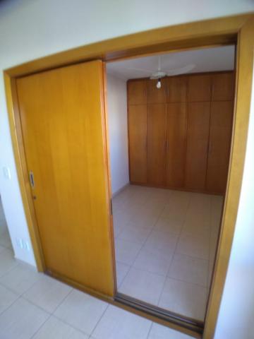 Alugar Apartamento / Padrão em Ribeirão Preto R$ 600,00 - Foto 10