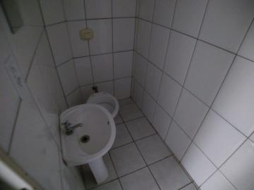 Alugar Comercial padrão / Casa comercial em Ribeirão Preto R$ 750,00 - Foto 2