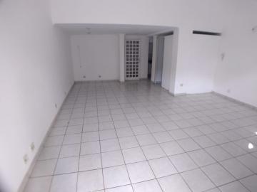 Comercial padrão / Casa comercial em Ribeirão Preto Alugar por R$750,00