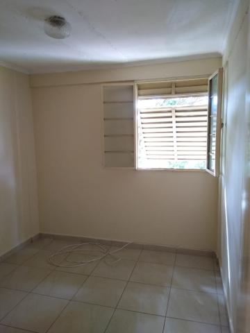 Alugar Apartamento / Padrão em Ribeirão Preto R$ 750,00 - Foto 13