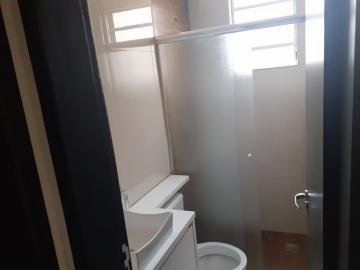 Alugar Apartamento / Padrão em Ribeirão Preto R$ 1.200,00 - Foto 5