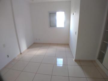 Alugar Apartamento / Padrão em Ribeirão Preto R$ 1.650,00 - Foto 4