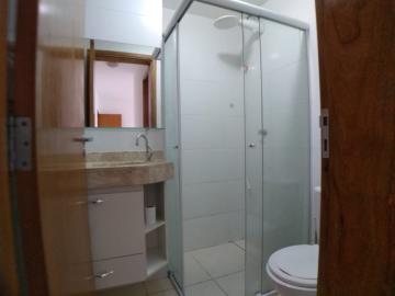 Alugar Apartamento / Padrão em Ribeirão Preto R$ 1.650,00 - Foto 7