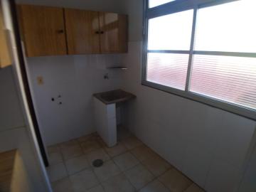 Alugar Apartamento / Padrão em Ribeirão Preto R$ 1.100,00 - Foto 19