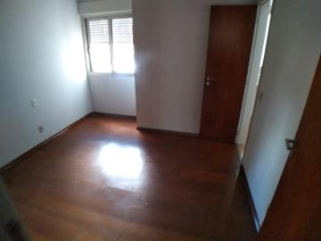 Alugar Apartamento / Padrão em Ribeirão Preto R$ 1.100,00 - Foto 13