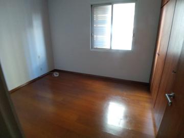 Alugar Apartamento / Padrão em Ribeirão Preto R$ 1.100,00 - Foto 17