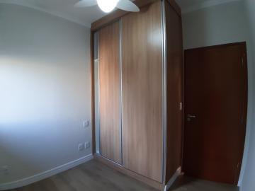 Alugar Apartamento / Padrão em Ribeirão Preto R$ 2.500,00 - Foto 4