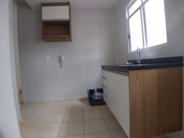 Alugar Apartamento / Padrão em Ribeirão Preto R$ 800,00 - Foto 2