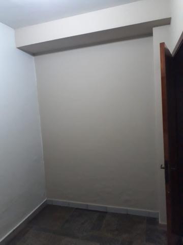 Alugar Casa / Padrão em Ribeirão Preto R$ 1.300,00 - Foto 16