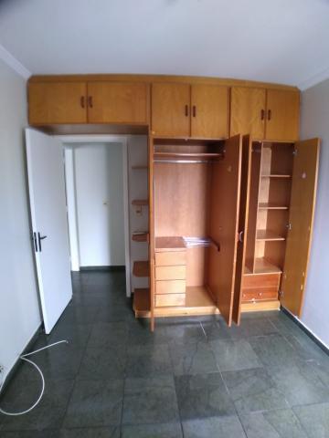 Alugar Apartamento / Padrão em Ribeirão Preto R$ 1.600,00 - Foto 11