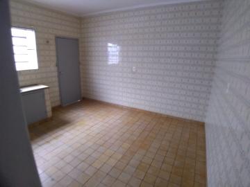 Alugar Casa / Padrão em Ribeirão Preto R$ 950,00 - Foto 13