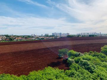 Alugar Apartamentos / Padrão em Ribeirão Preto R$ 1.250,00 - Foto 4