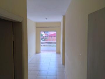 Apartamento / Padrão em Ribeirão Preto Alugar por R$1.000,00