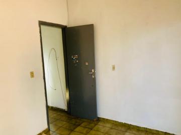 Alugar Casa / Padrão em Ribeirão Preto R$ 2.000,00 - Foto 12