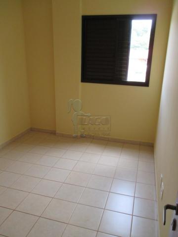 Alugar Apartamento / Padrão em Ribeirão Preto R$ 1.100,00 - Foto 9