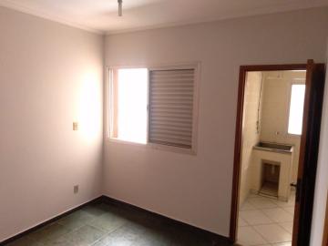 Alugar Apartamentos / Padrão em Ribeirão Preto R$ 1.200,00 - Foto 9