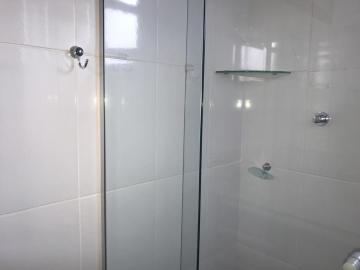 Alugar Apartamento / Padrão em Ribeirão Preto R$ 1.000,00 - Foto 12