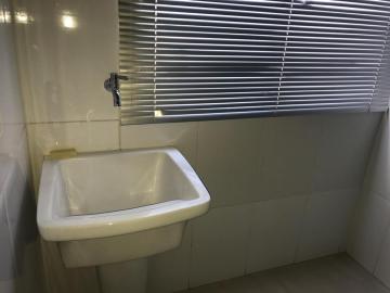 Alugar Apartamento / Padrão em Ribeirão Preto R$ 1.000,00 - Foto 15