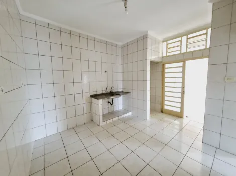 Alugar Casa / Padrão em Ribeirão Preto R$ 900,00 - Foto 8