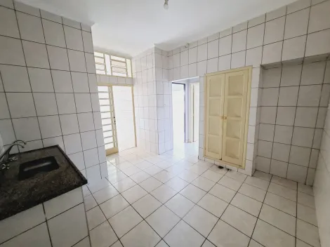 Alugar Casa / Padrão em Ribeirão Preto R$ 900,00 - Foto 9