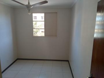 Alugar Apartamentos / Padrão em Ribeirão Preto R$ 850,00 - Foto 13