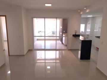 Alugar Apartamento / Padrão em Ribeirão Preto R$ 4.000,00 - Foto 1