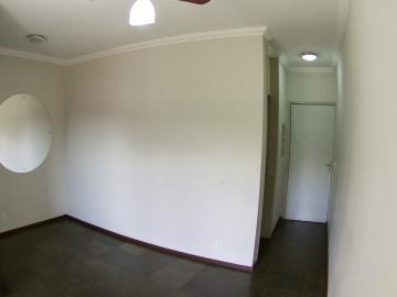 Alugar Apartamento / Padrão em Ribeirão Preto R$ 850,00 - Foto 5